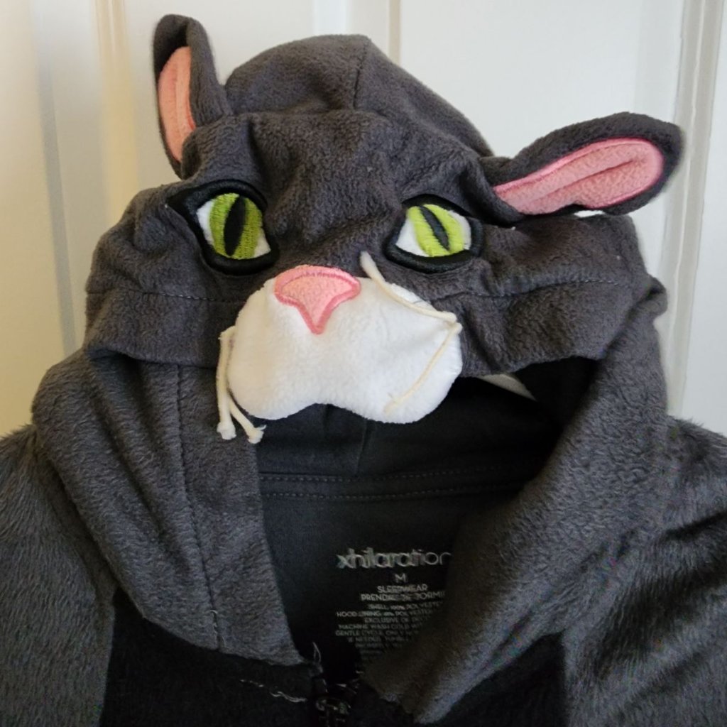 Item 56 Size M Brand Exhilaration Color Gray Black